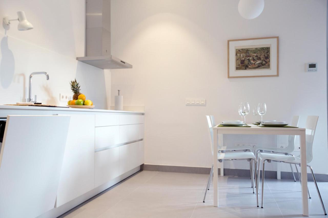 Casas De Sevilla - Apartamento A Pie De Muralla - Centro Historico Luaran gambar